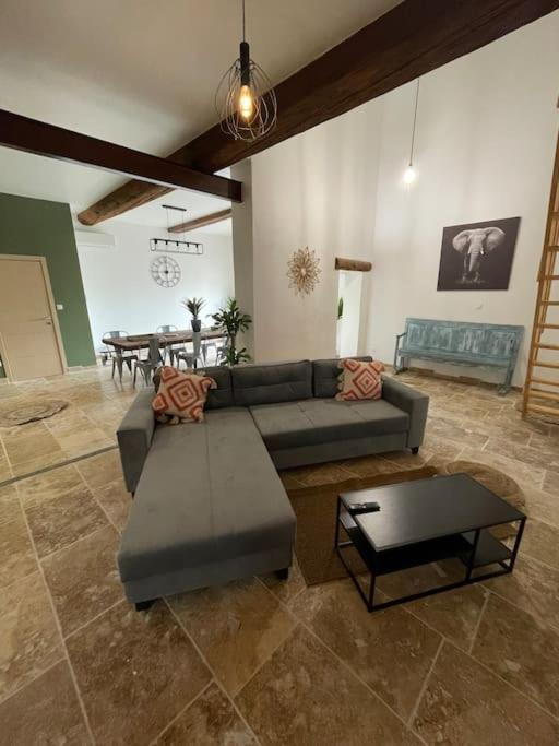 Maison de charme avec piscine Monteux Extérieur photo